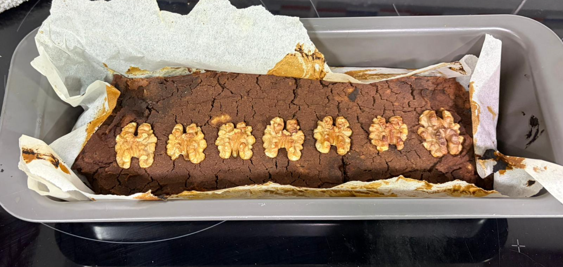 Brownie de alubias y dátiles